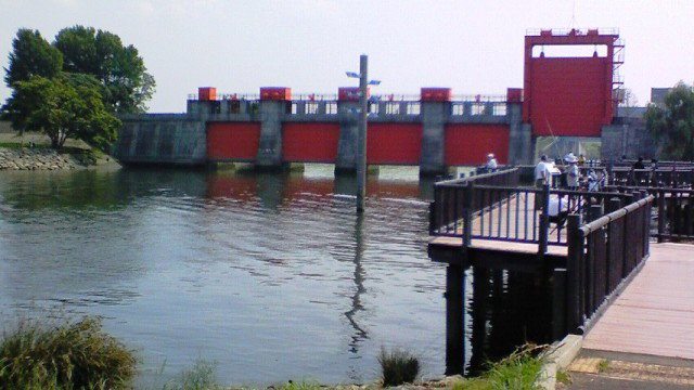 旧岩淵水門 赤羽岩淵関緑地の赤門