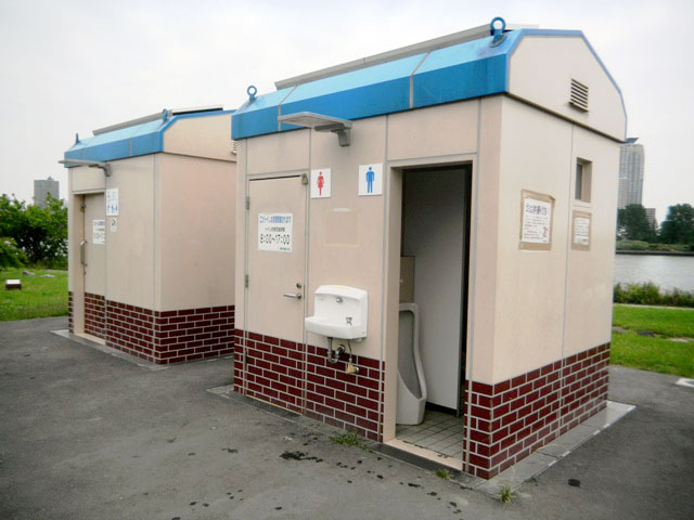 赤羽・荒川岩淵関緑地BBQ場トイレ